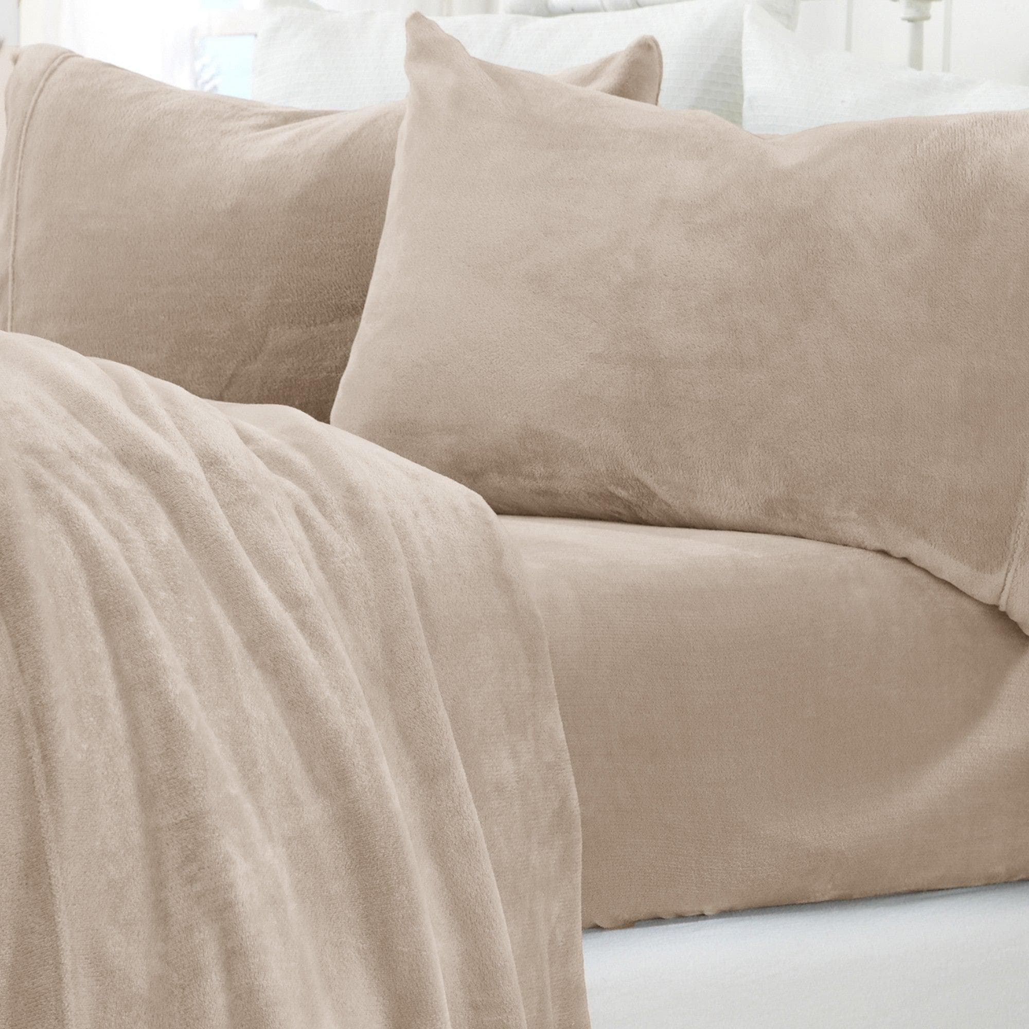Solid Plush Sheet - Velvet Luxe Collection