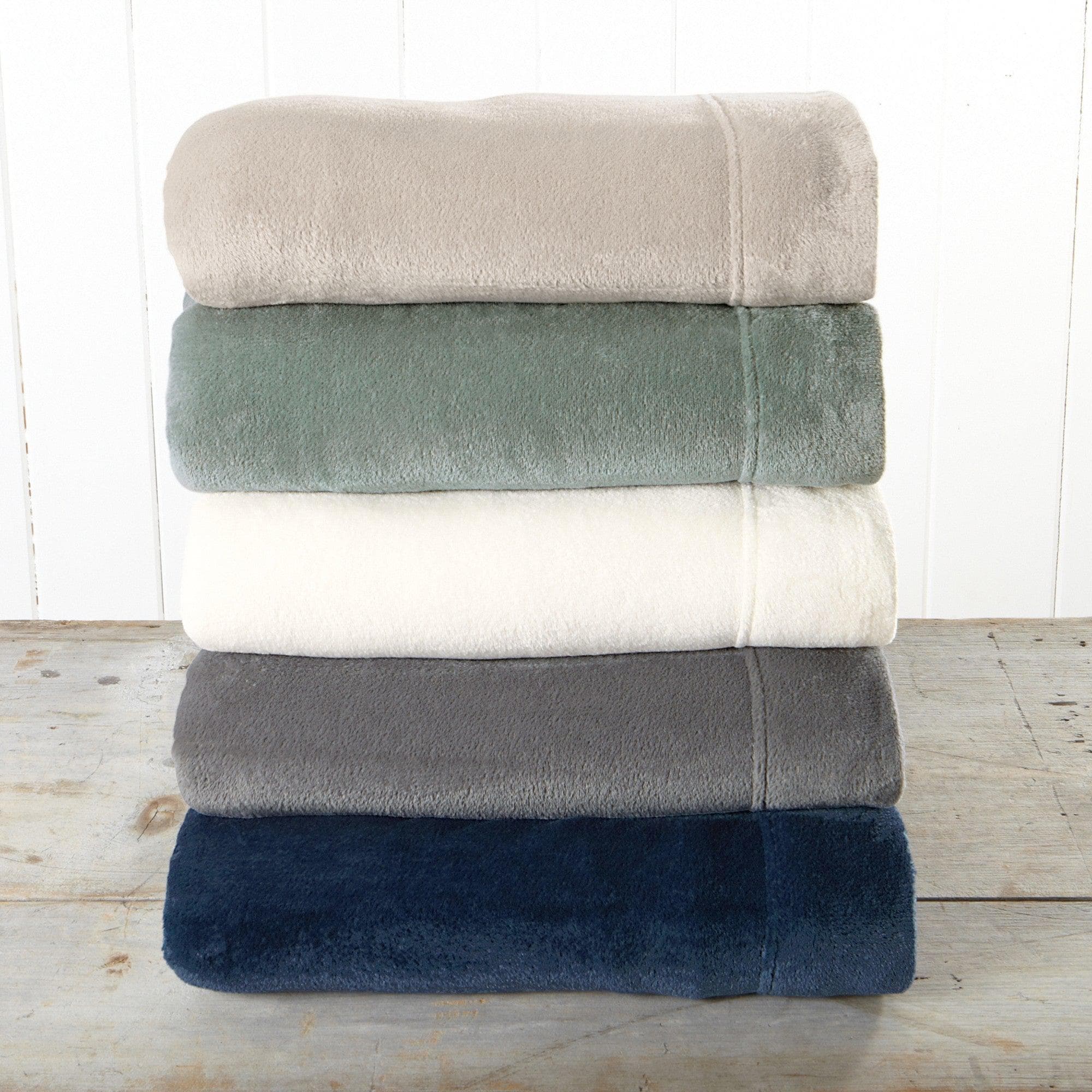 Solid Plush Sheet - Velvet Luxe Collection