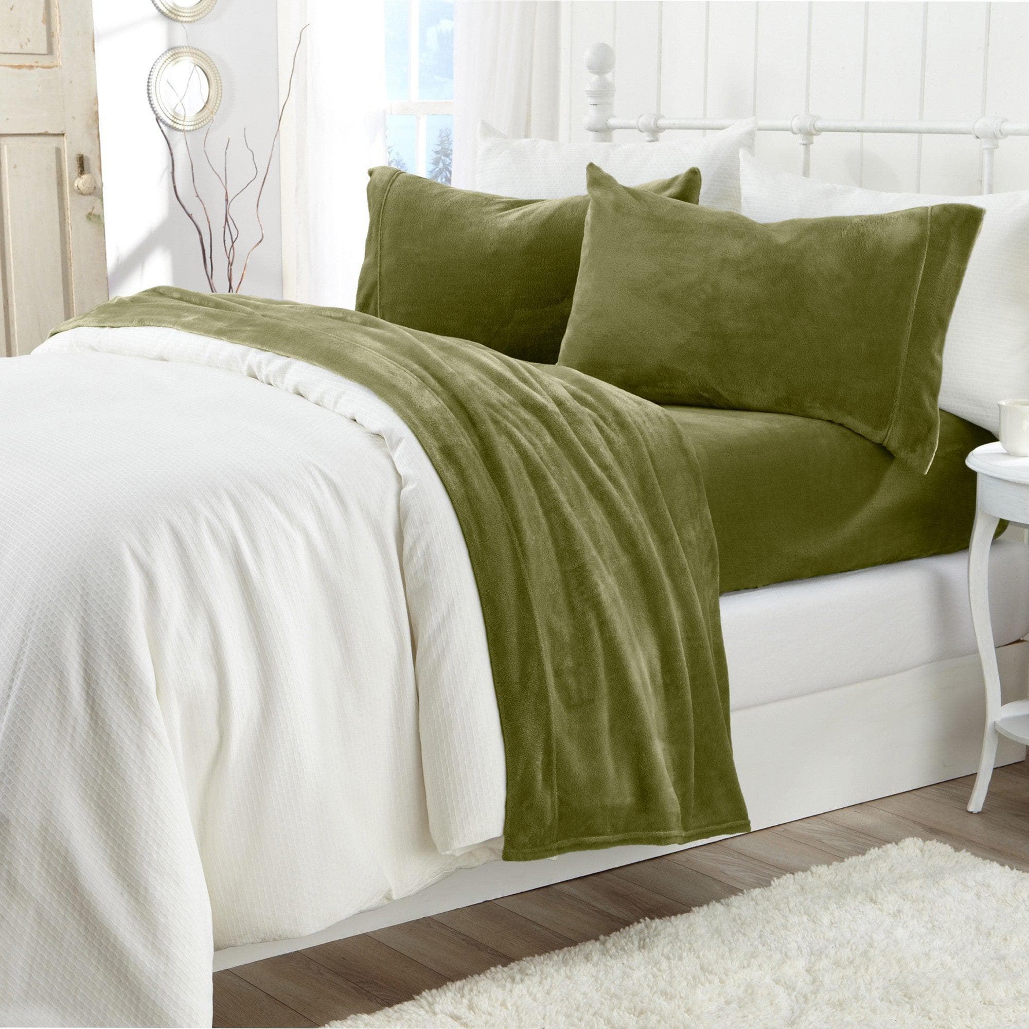 Solid Plush Sheet - Velvet Luxe Collection