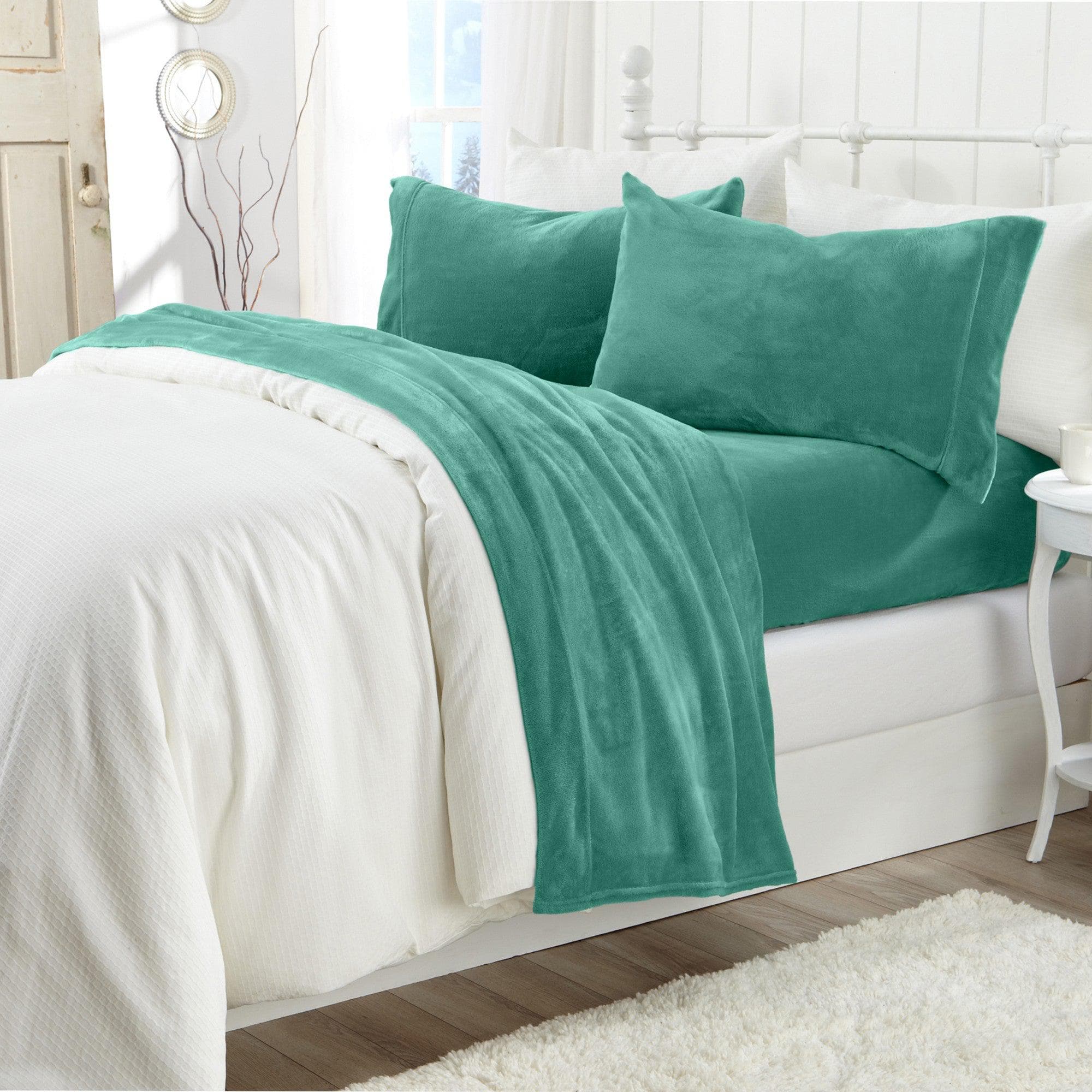 Solid Plush Sheet - Velvet Luxe Collection